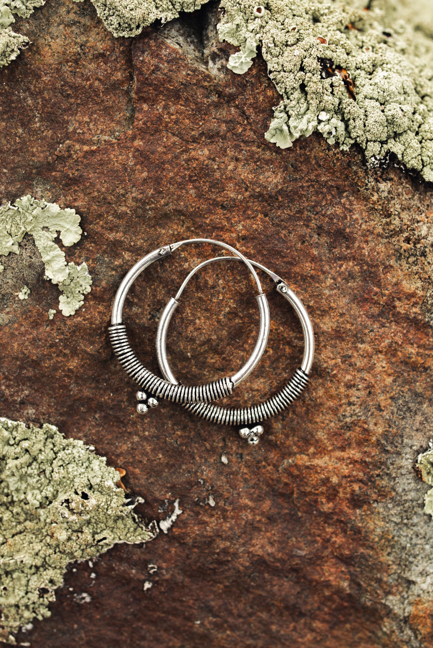 Anvi Tribal Hoop | Silver-plated